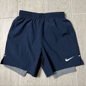 Boys Size 6 Nike Shorts with liner